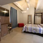 Il Villino 3*