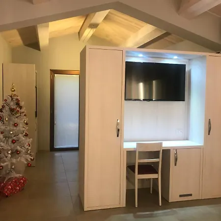 فندق مبيت وإفطار Il Villino Belforte del Chienti