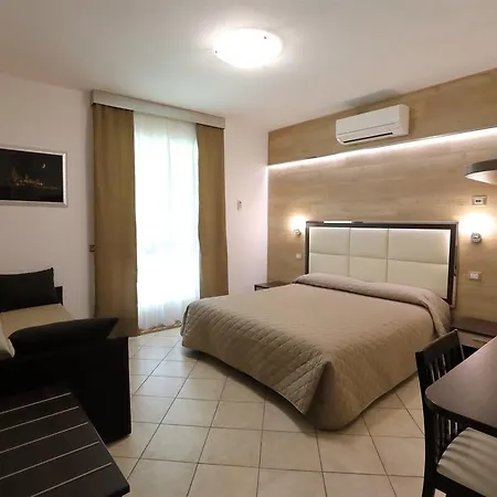 Il Villino فندق مبيت وإفطار Belforte del Chienti